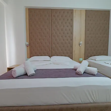 Hotel Esmerald