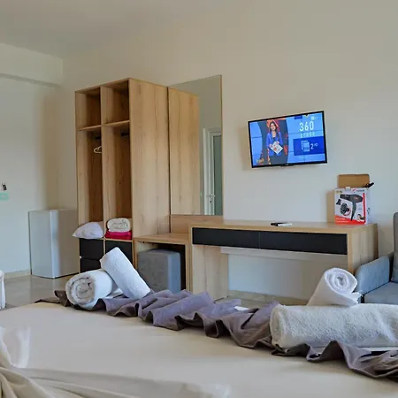 Hotel Esmerald 3*