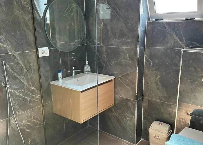 Hotel Esmerald Ksamil