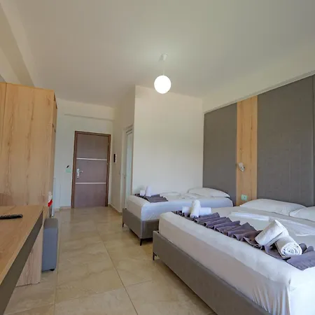 Hotel Esmerald Ksamil