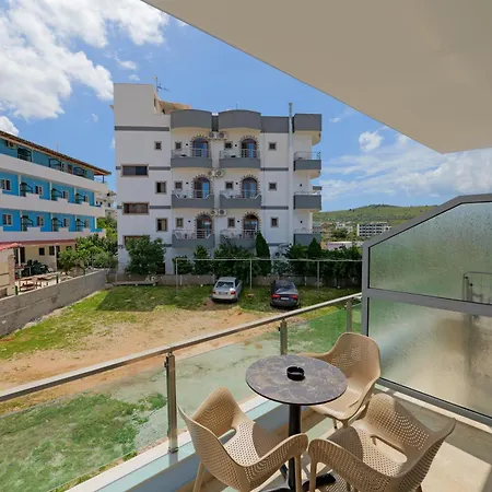 Hotel Esmerald